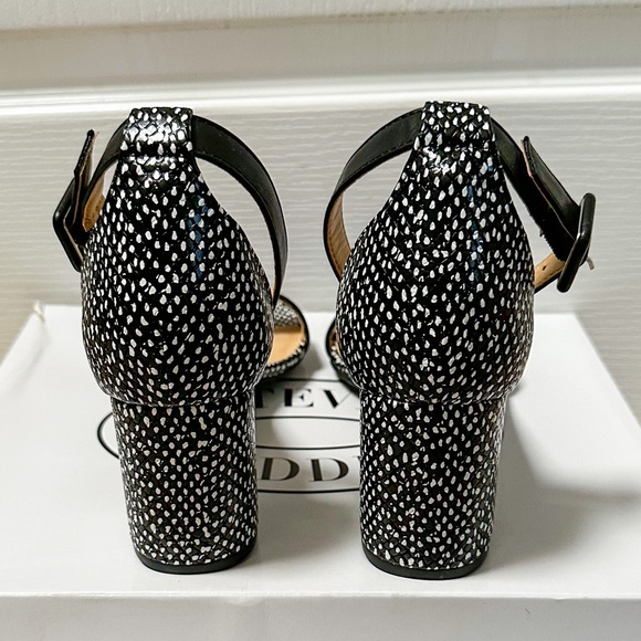 BRAND NEW CL by Laundry Black and White Polka Dot Block Heel Sandals Size 9.5 - Picture 3 of 4